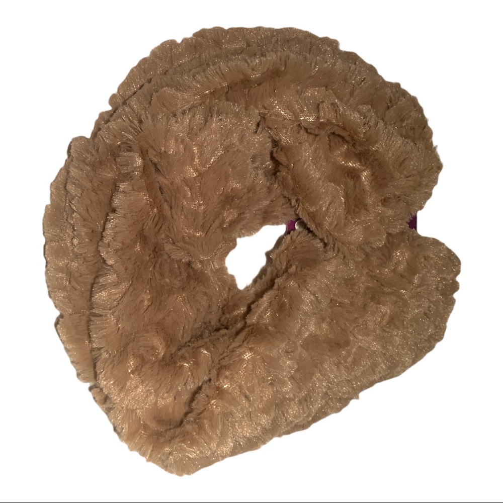 NWT Faux Fur Lux Beige Brown Neck Warmer Plush Soft Scarf